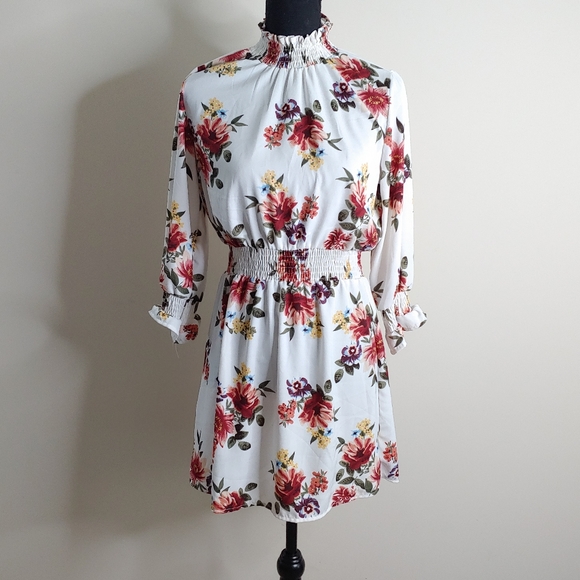 Indulge In Style Floral Dress - Picture 8 of 10
